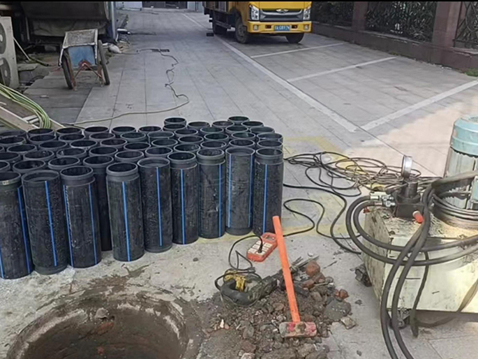 侯马PE置换管厂家 DN315置换管 非开挖管短管置换